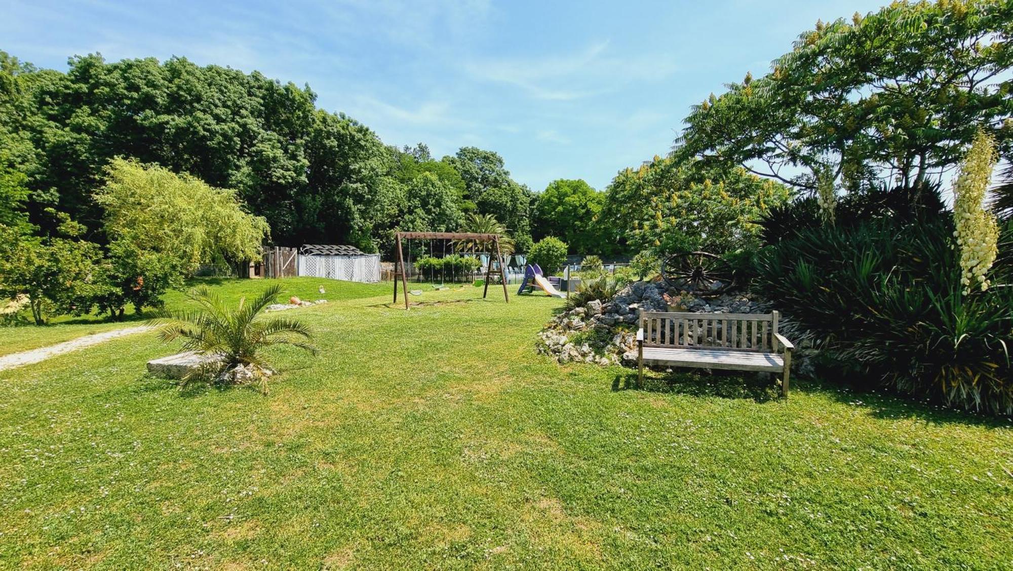 Domaine De Rochebonne Villa Saint-Just-Luzac ภายนอก รูปภาพ