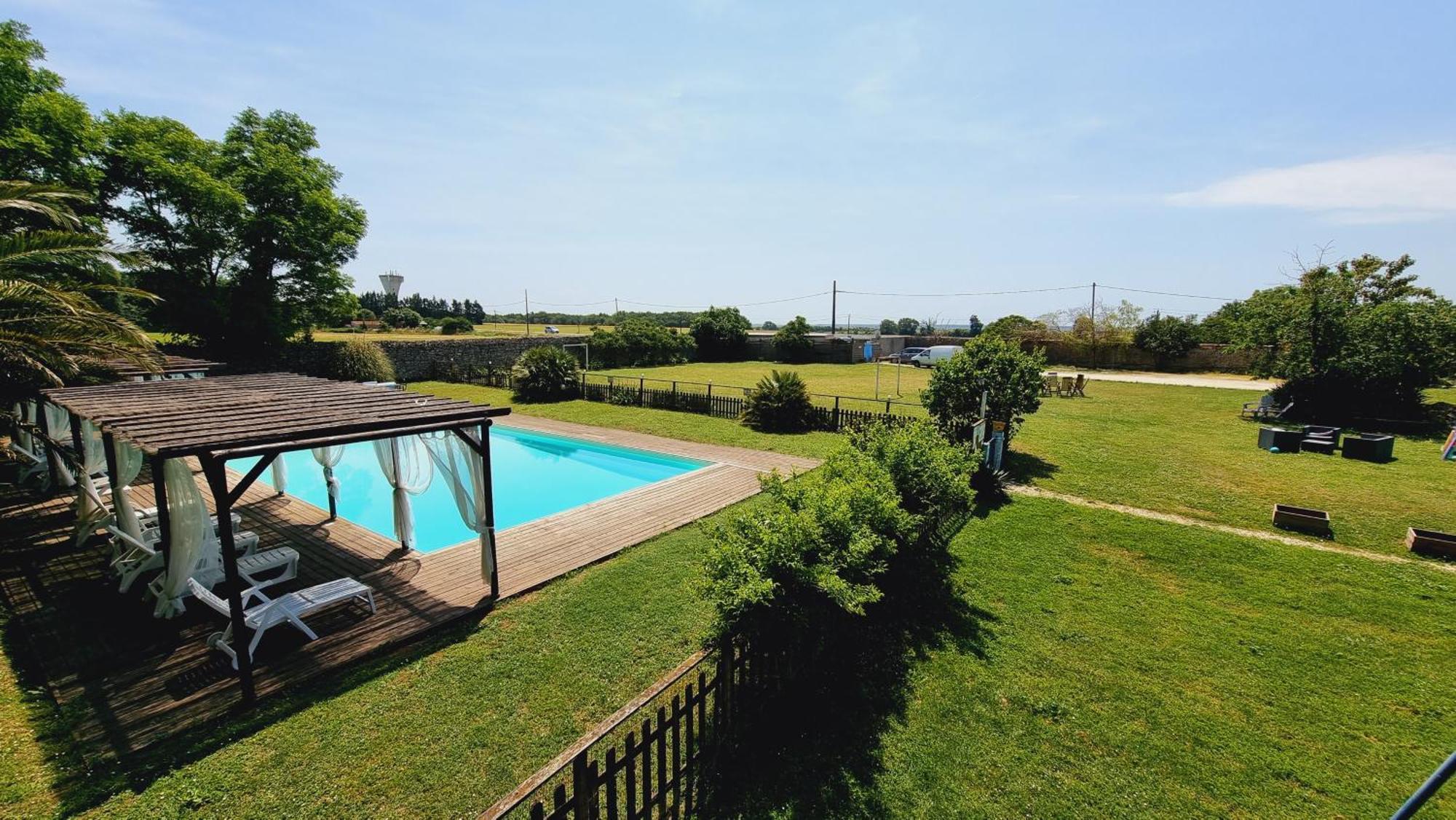 Domaine De Rochebonne Villa Saint-Just-Luzac ภายนอก รูปภาพ