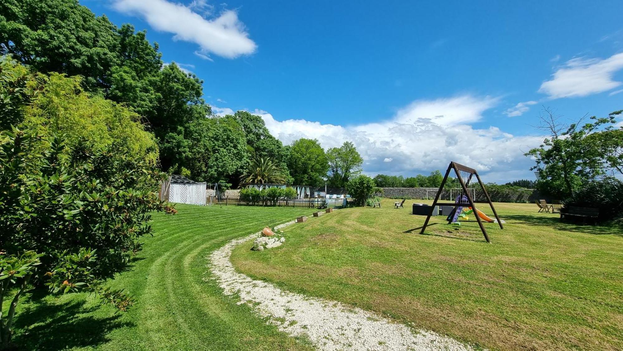 Domaine De Rochebonne Villa Saint-Just-Luzac ภายนอก รูปภาพ