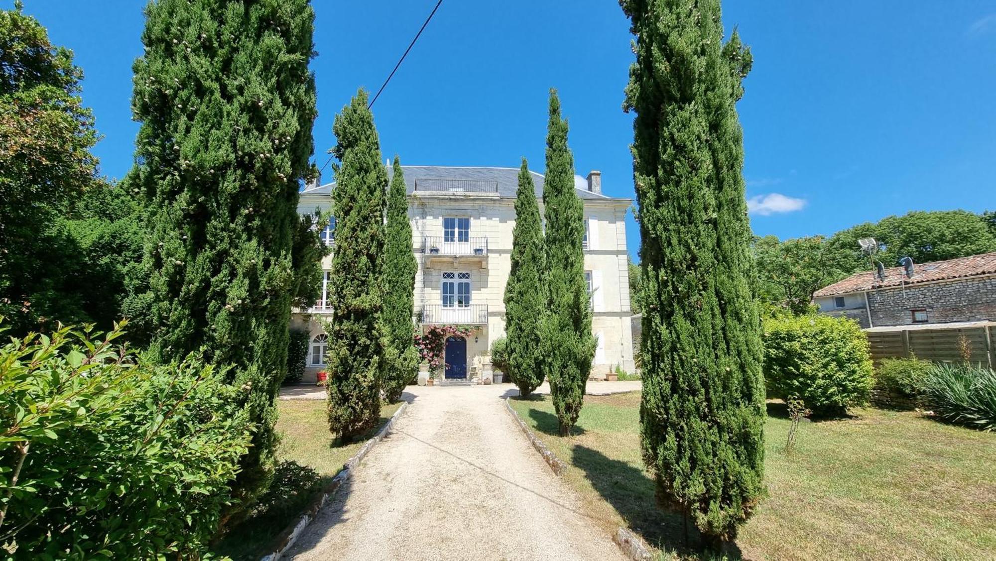 Domaine De Rochebonne Villa Saint-Just-Luzac ภายนอก รูปภาพ